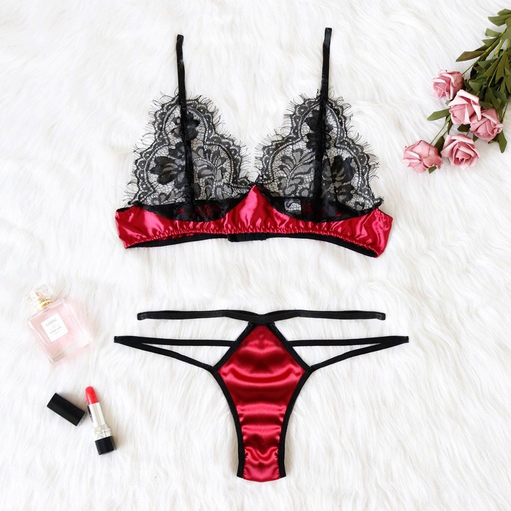 Buckle Rosey Lingerie Set
